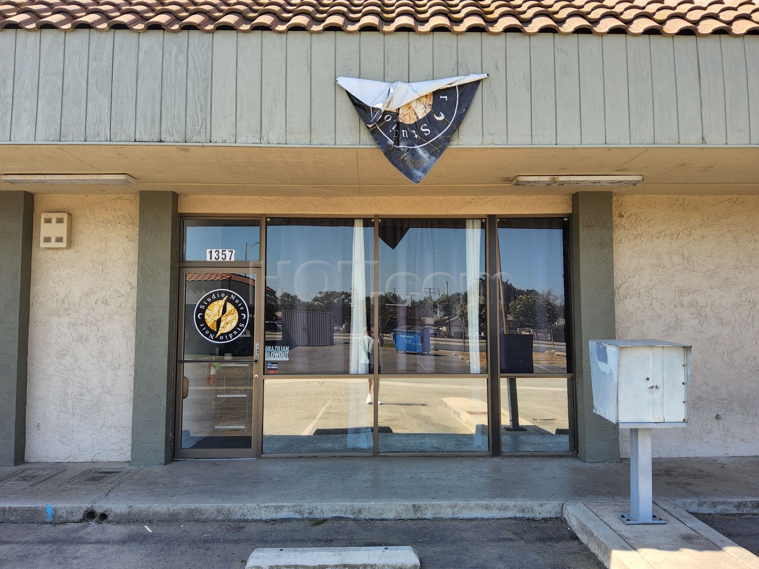 Tulare, California Xi Xi Spa