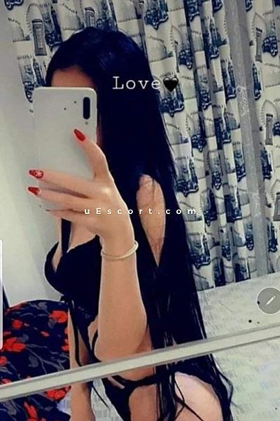 Escorts London, England Miriam OUTCALL