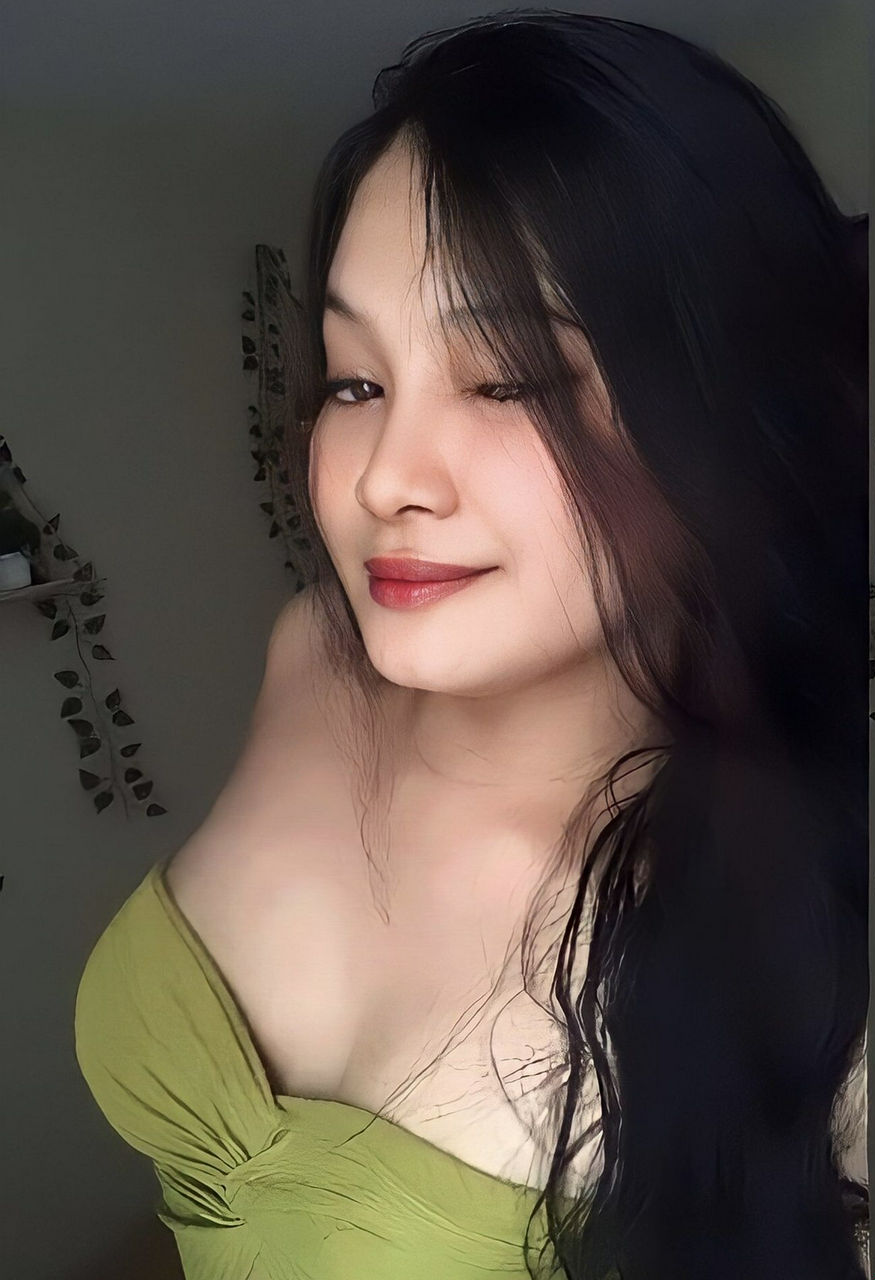 Escorts Makati City, Philippines Athena Scarlette