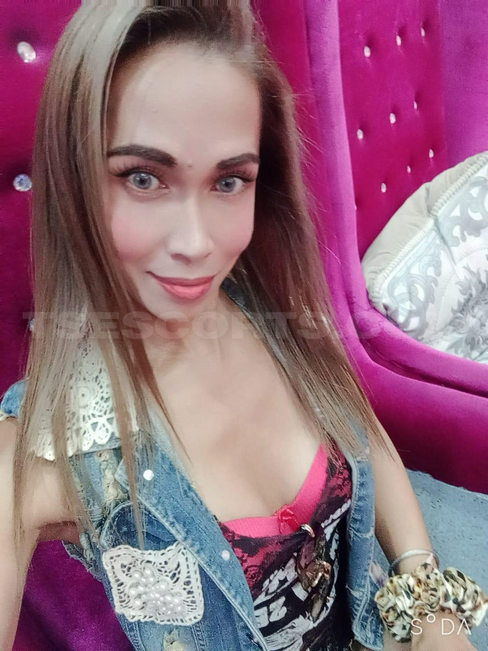 Escorts Makati City, Philippines TS_Foxy Angel