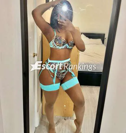 Escorts Watford, England Jasmine Black