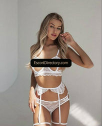 Escorts Athens, Greece Deria