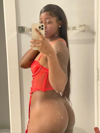 Escorts Fort Lauderdale, Florida 🥵YO FAVORITE FANTASY💦🍑