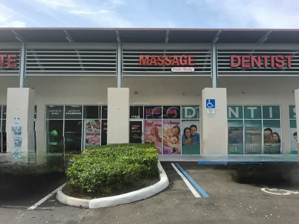 Massage Parlors Hollywood, Florida U Relax Spa Foot & Body Massage