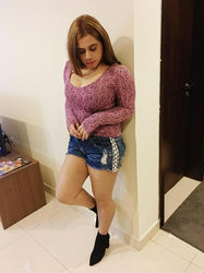 Escorts Al Fujairah City, United Arab Emirates Neha Busty Milf