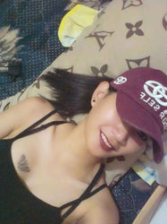 Escorts Makati City, Philippines Demmy