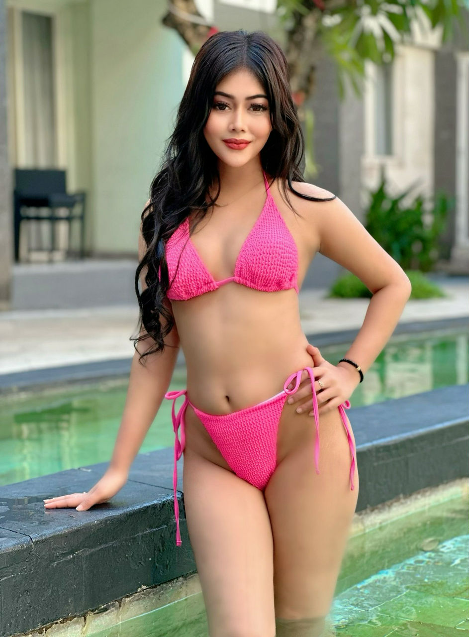 Escorts Denpasar, Indonesia Vania