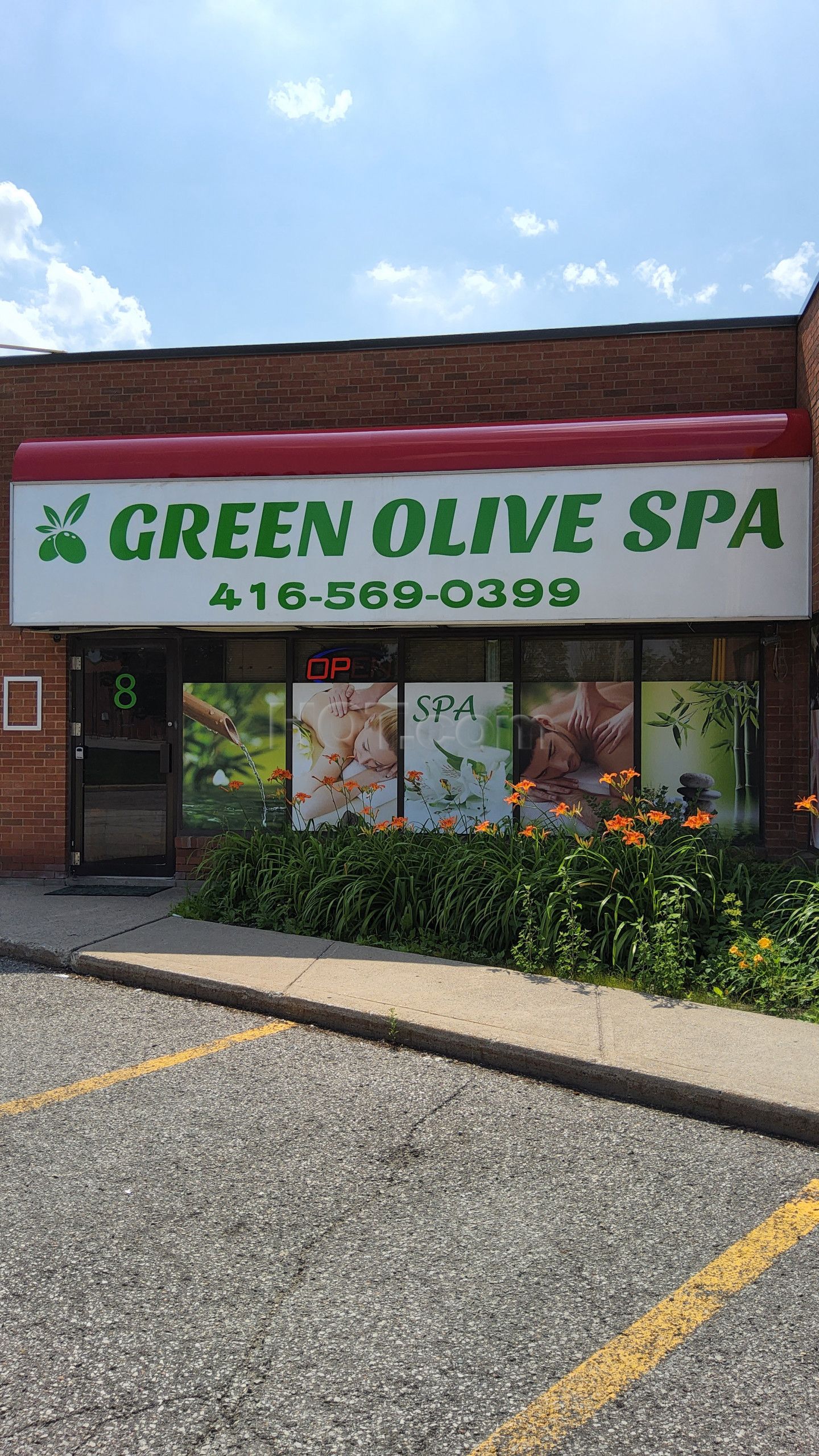 Richmond Hill, Ontario Green Olive Spa