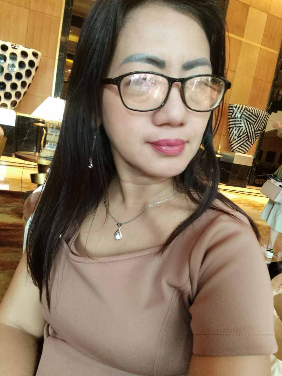 Escorts Jakarta, Indonesia Sheilla Sexy Escort