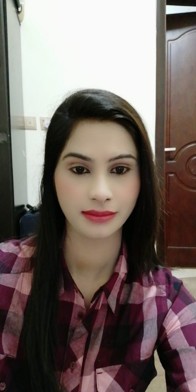 Escorts Abu Dhabi, United Arab Emirates Noor Pakistani Girl