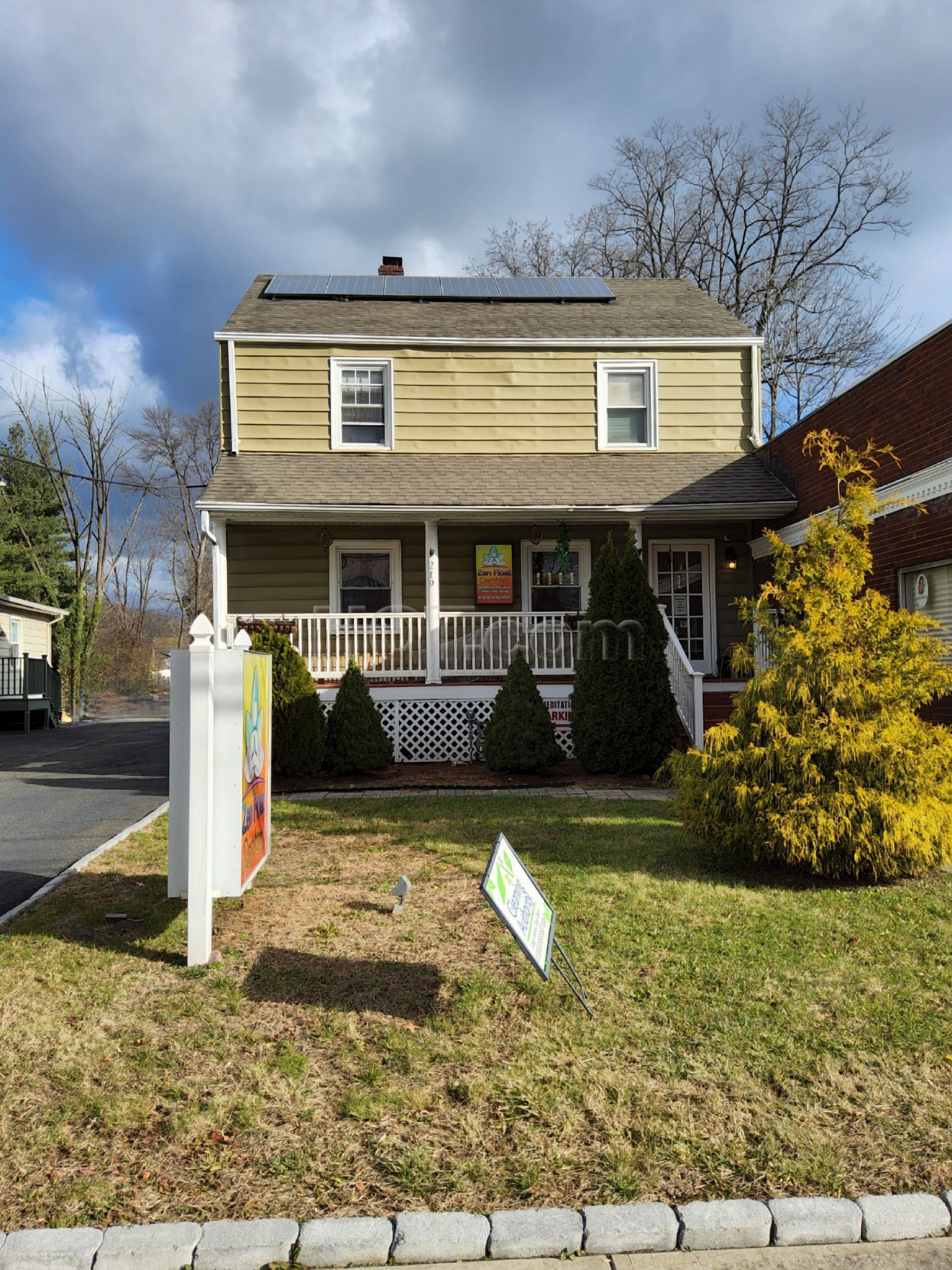 Scotch Plains, New Jersey Floating zen