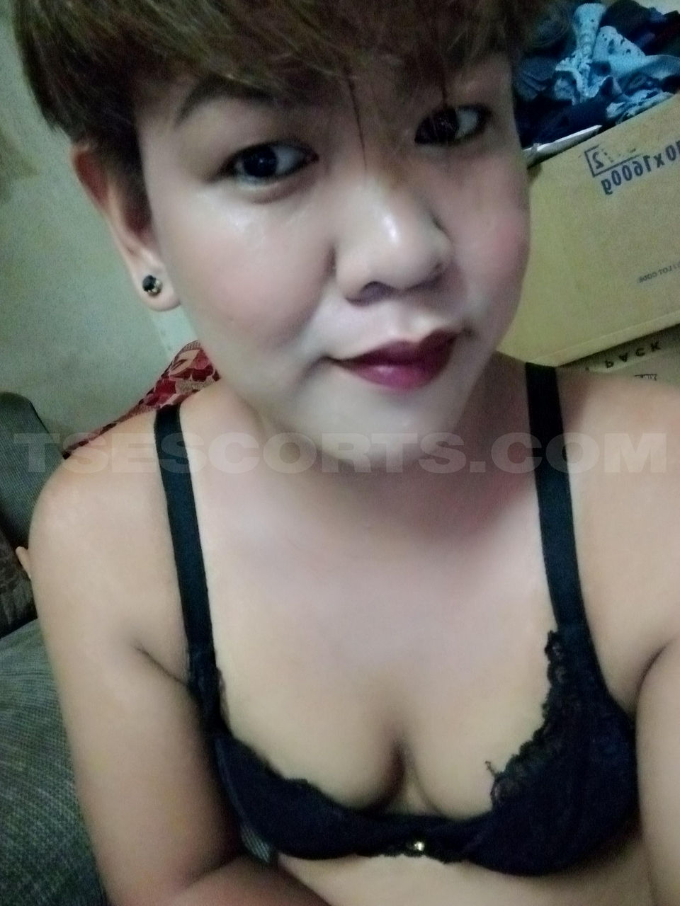 Escorts Caloocan City, Philippines Marneil