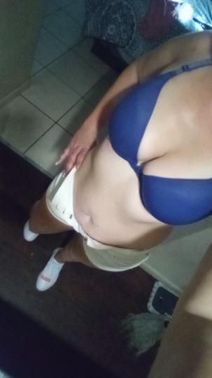 Escorts Tampa, Florida looking to hookup ans meet new people