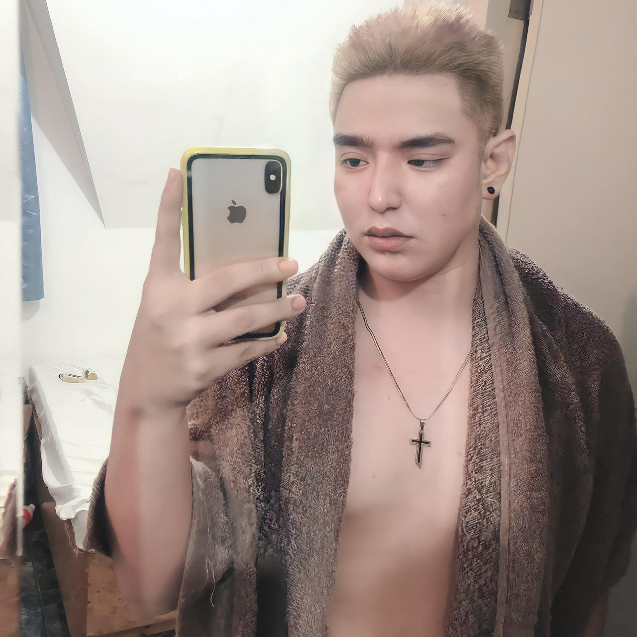 Escorts Quezon City, Philippines Sebastiannnnnnn