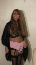 Escorts Fort Lauderdale, Florida Green-Eyed ROXANNE