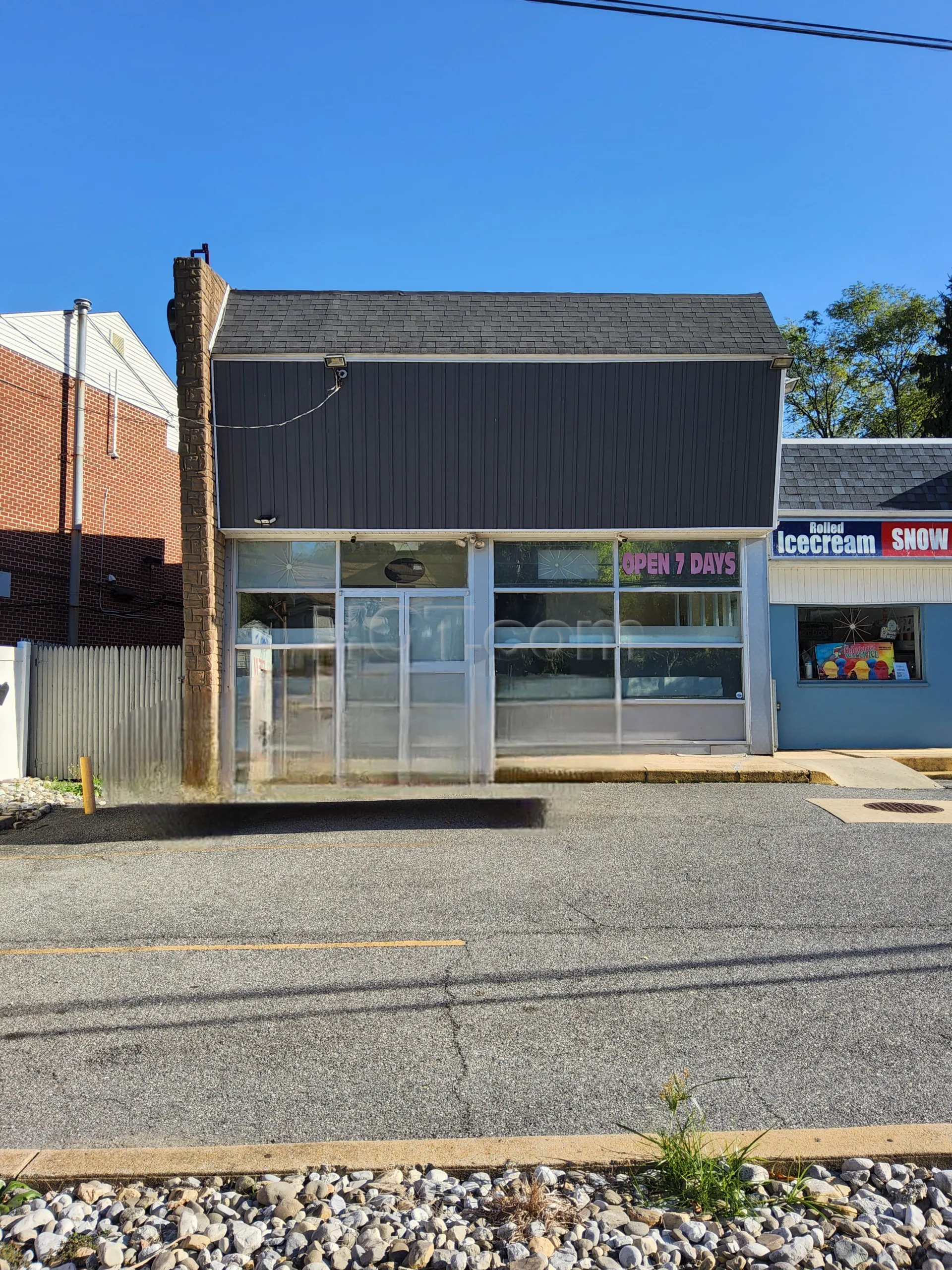 Newark, Delaware Rainbow 7 Spa