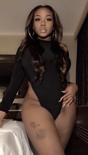 ⭐super sexy⭐ blasian girl that you need