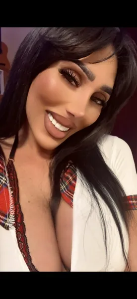 Escorts Stephanie Flores