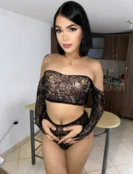 Escorts Medellin, Colombia Mia