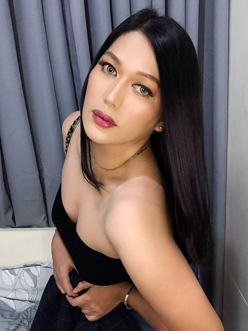 Escorts Toronto, Ontario Ladyboy Yasmin Camshow