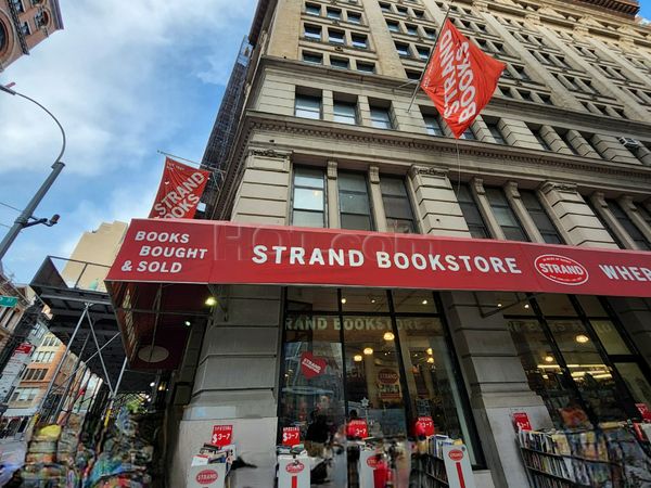 Sex Shops Manhattan, New York Strand Book Store