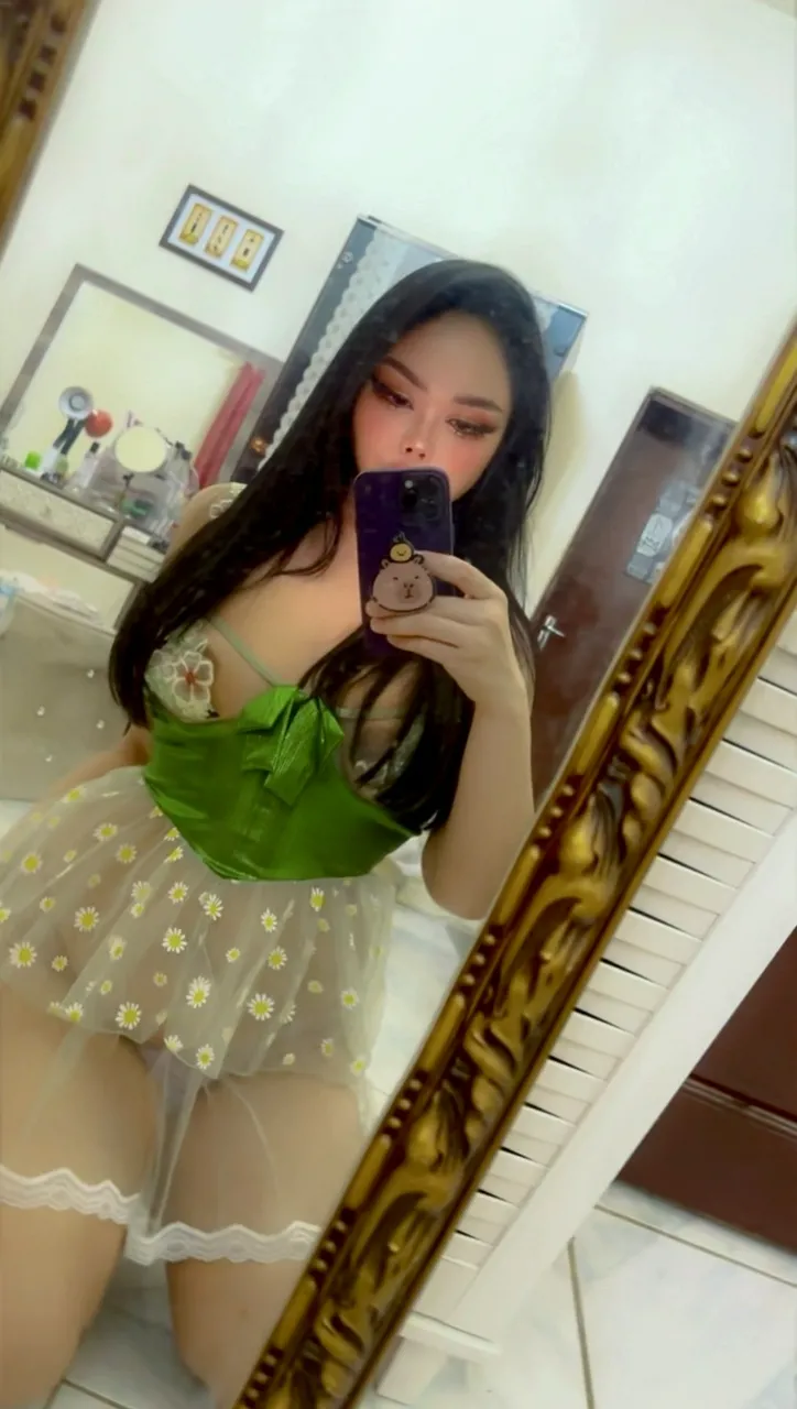 Escorts Al Ain City, United Arab Emirates TS Lily White soft skin