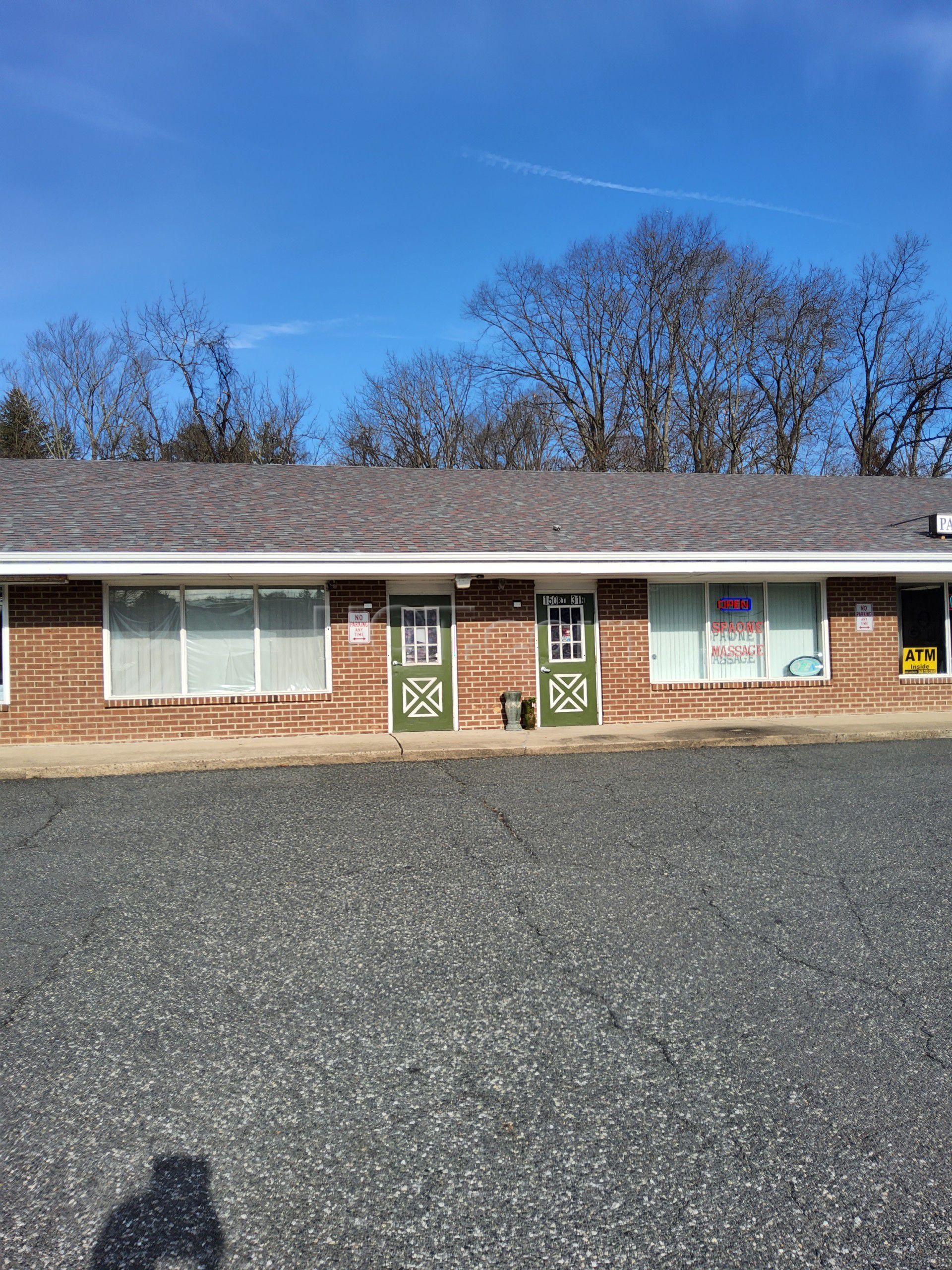 Hampton, New Jersey Spa One