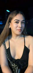 Escorts Manila, Philippines Andrea