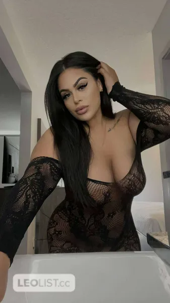 Escorts Niagara Falls, Ontario NEW IN TOWN 𝐏𝐎𝐑𝐍 𝐒𝐓𝐀𝐑 𝐄𝐗𝐏𝐄𝐑𝐈𝐄𝐍𝐂𝐄