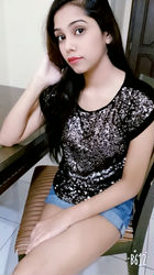 Escorts Abu Dhabi, United Arab Emirates Ananya Indian Girl