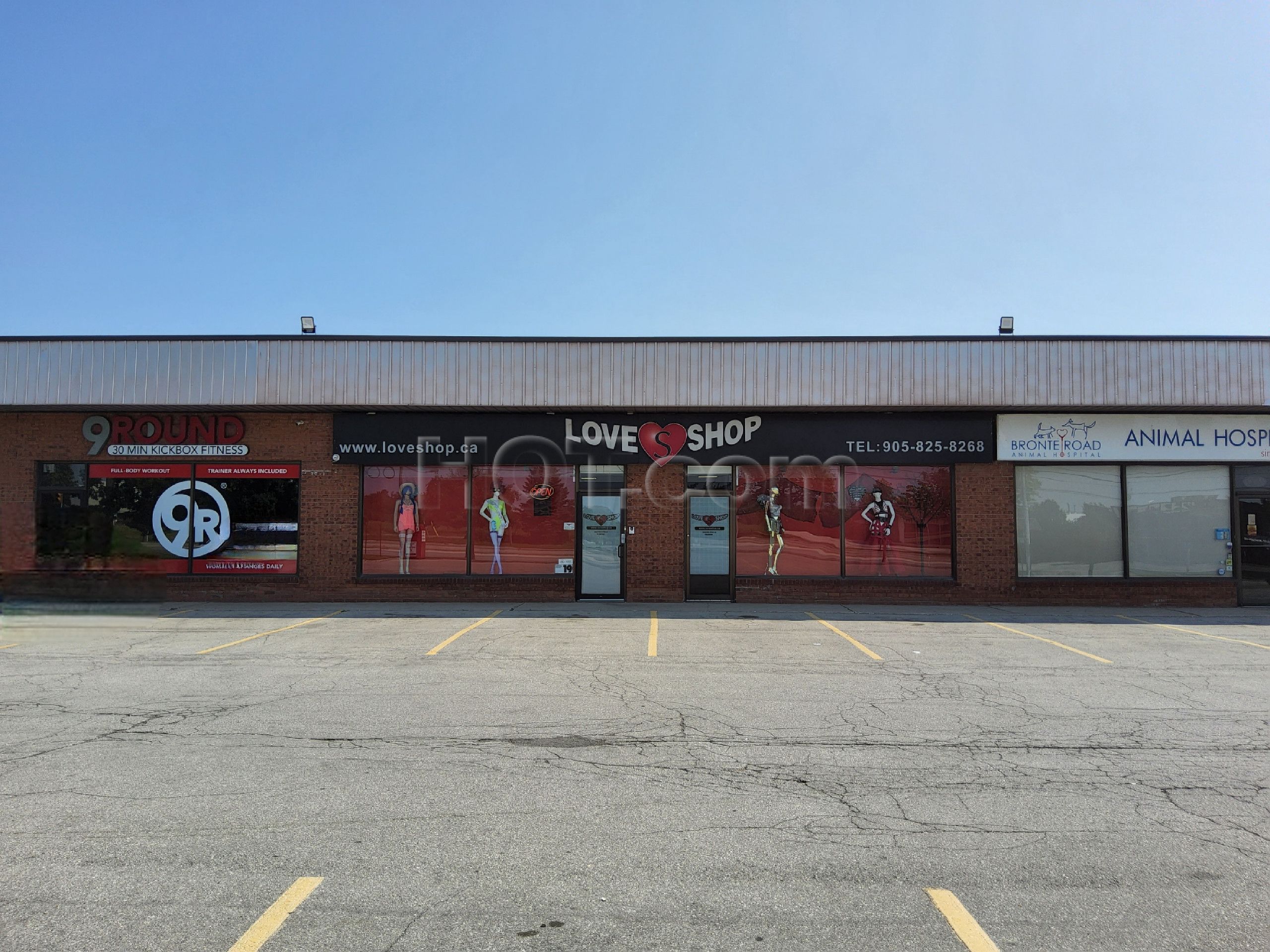Oakville, Ontario Love Shop
