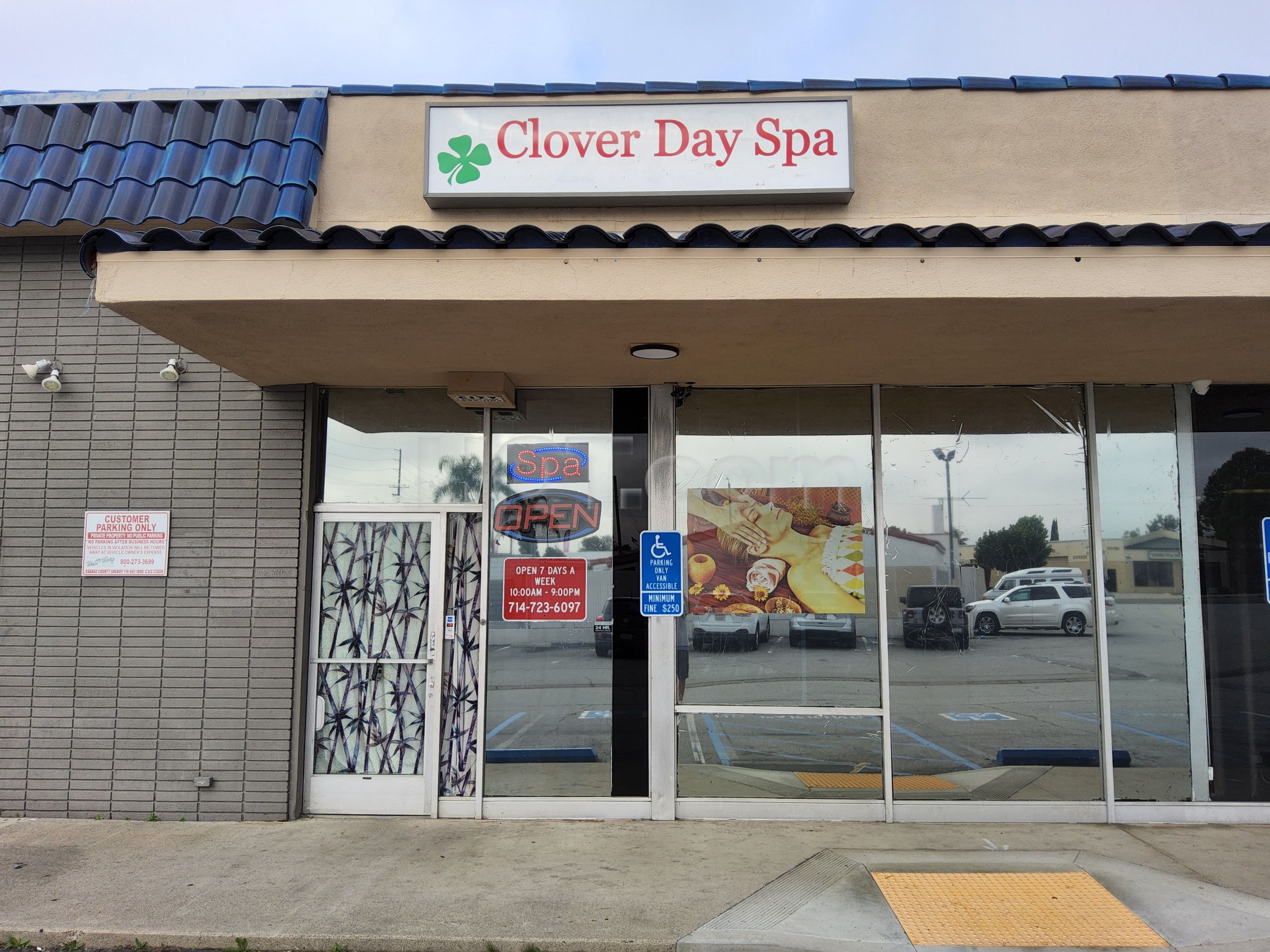 Stanton, California Clover Day Spa