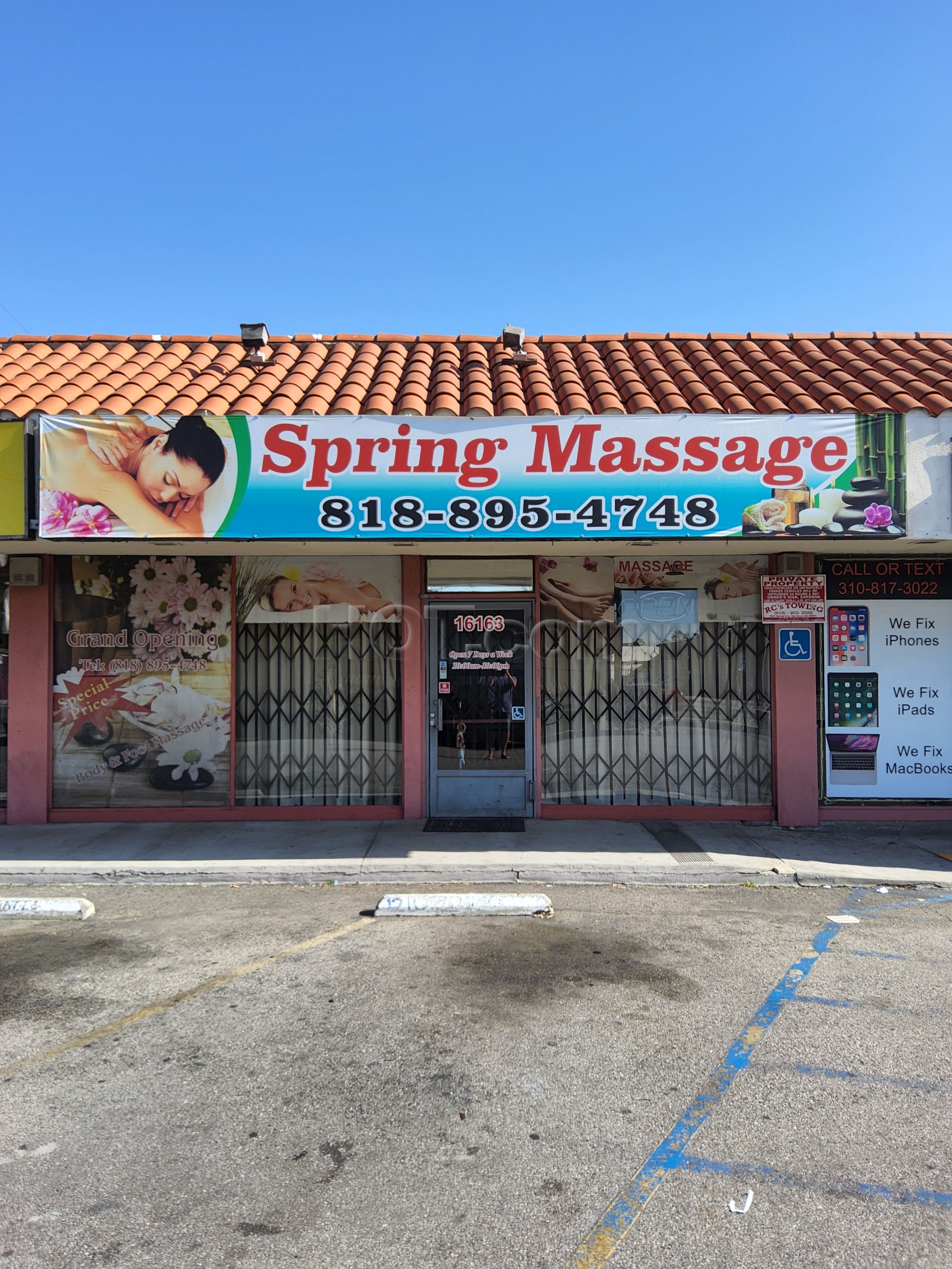 North Hills, California Spring Body Massage Spa