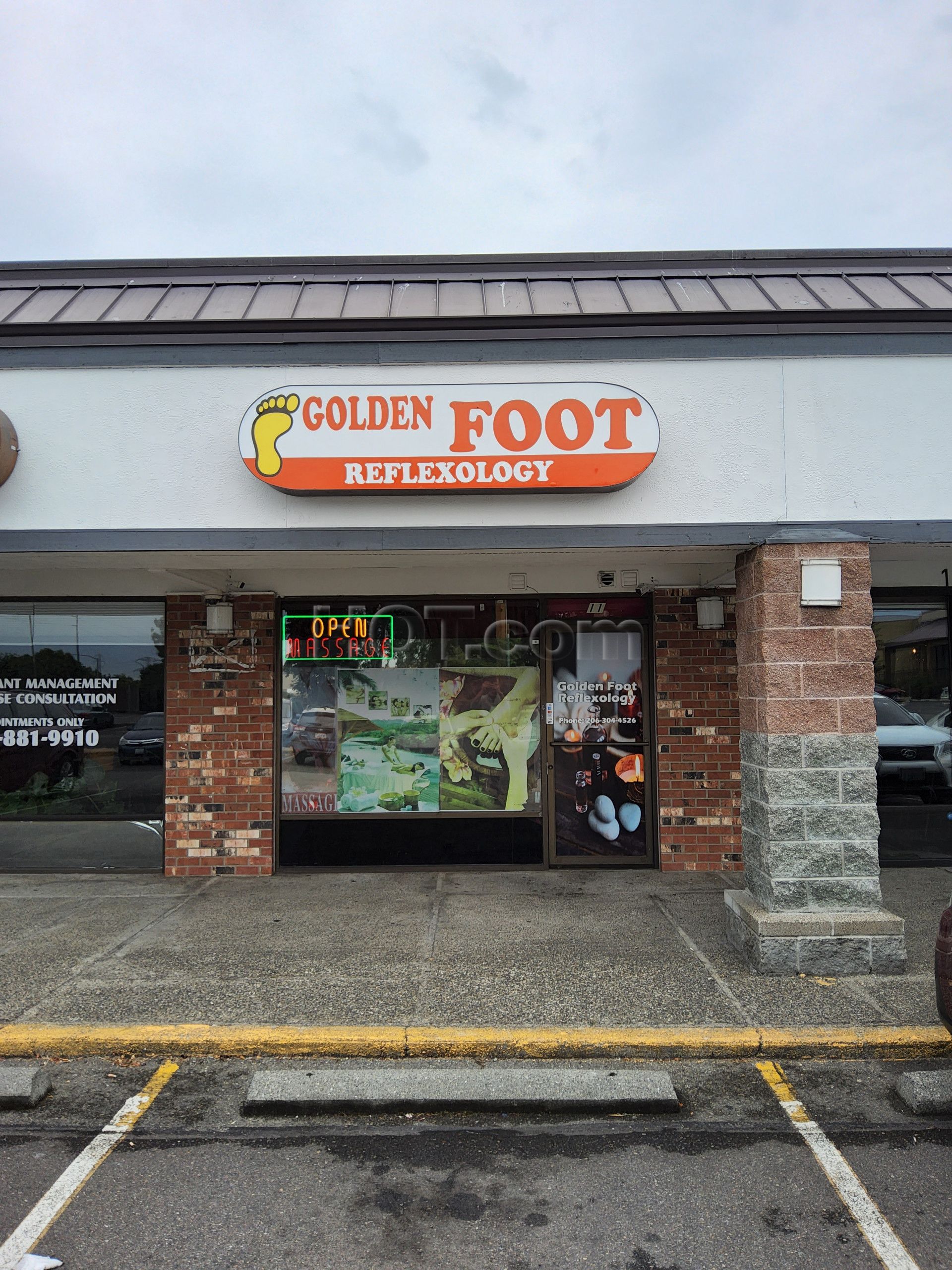 Federal Way, Washington Golden Foot