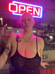 Escorts Portland, Oregon MadMaxxx