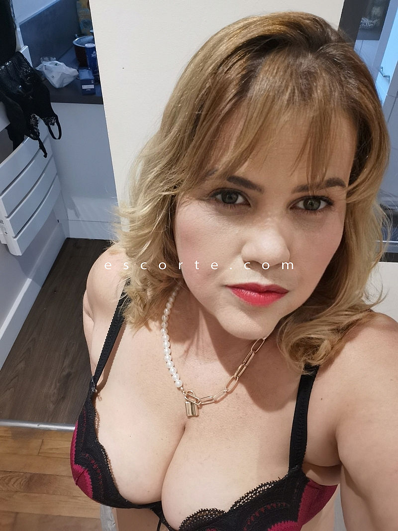 Escorts Metz, France Nataly