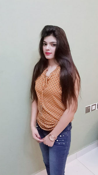 Escorts Ras Al Khaimah City, United Arab Emirates Jiya Indian Girl