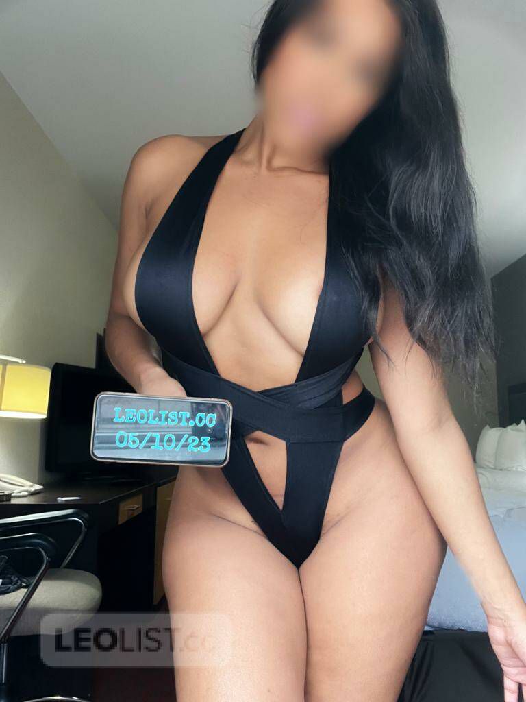 Escorts Ottawa, Ontario [AIRPORT] MsOliviaLuxx CouRteSan cOmE 𝗉𝖫𝖺𝖸 𝗐𝖨𝗍𝖧 𝗆e(.)(.) DUO