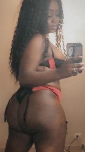 Escorts Florence, South Carolina 💦🍒EBONY GIRL LOOKING FOR MEET AND FUCK💯 Incall or Outcall📞🚘Car call/Hotel Fun💖Available /✅