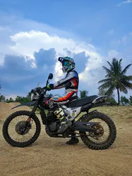 Service Available SE10 & E12