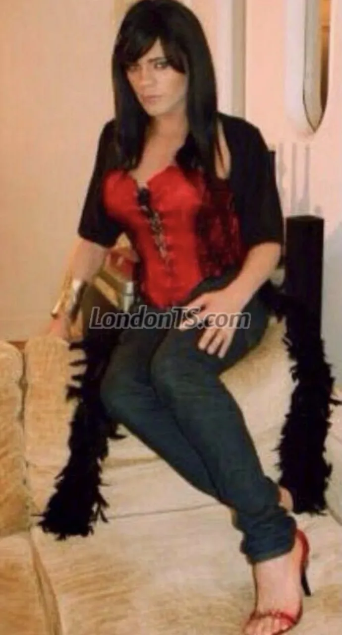 Escorts London, England LANNA TRANS XXL