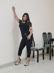 Escorts Ajman City, United Arab Emirates Nandini Indian Model