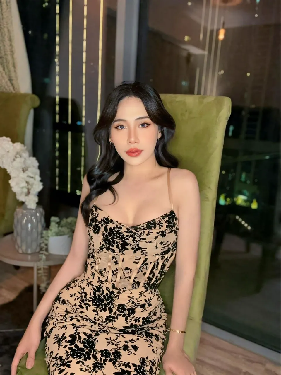 Escorts Dubai, United Arab Emirates Meii Hard Cock x Fully functional