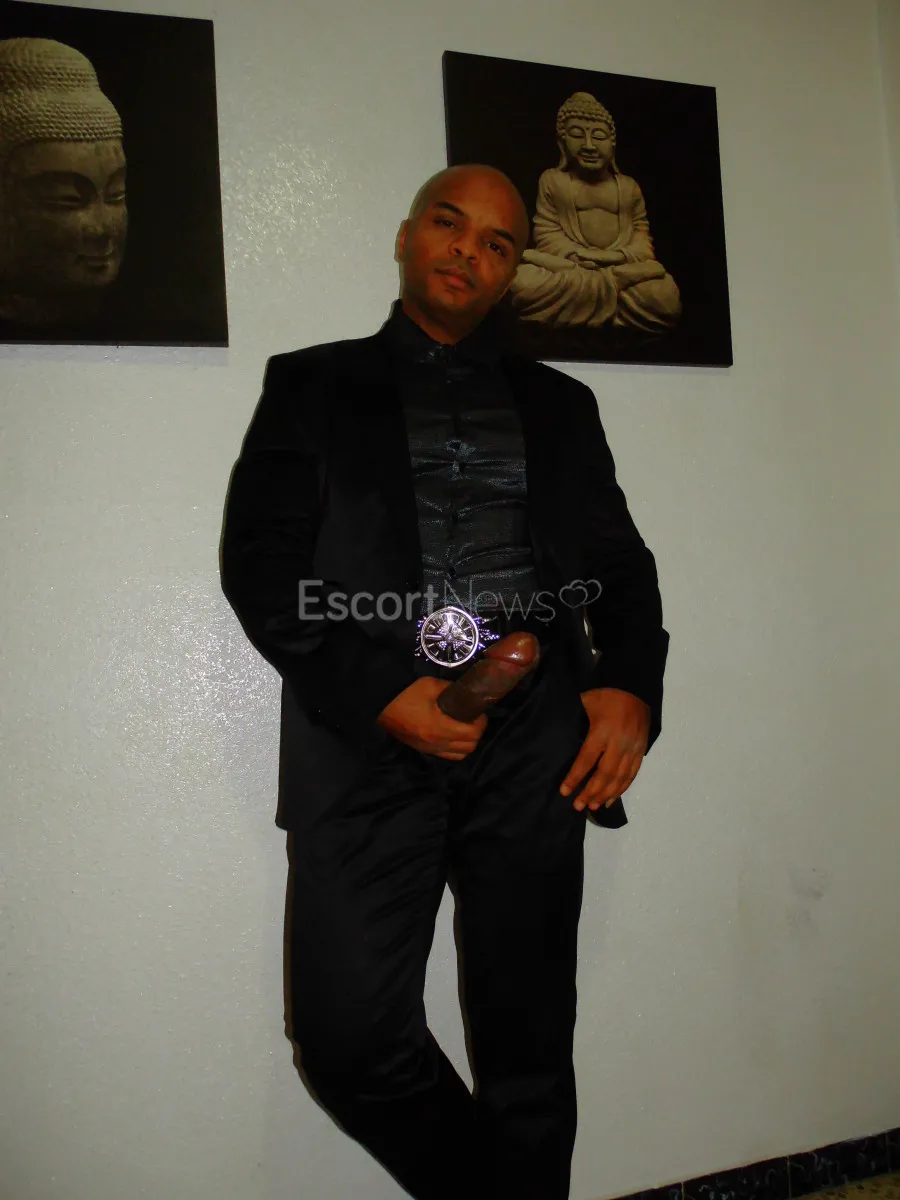 Escorts Max Rajoy