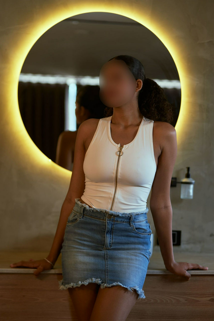 Escorts Medellin, Colombia Juliet