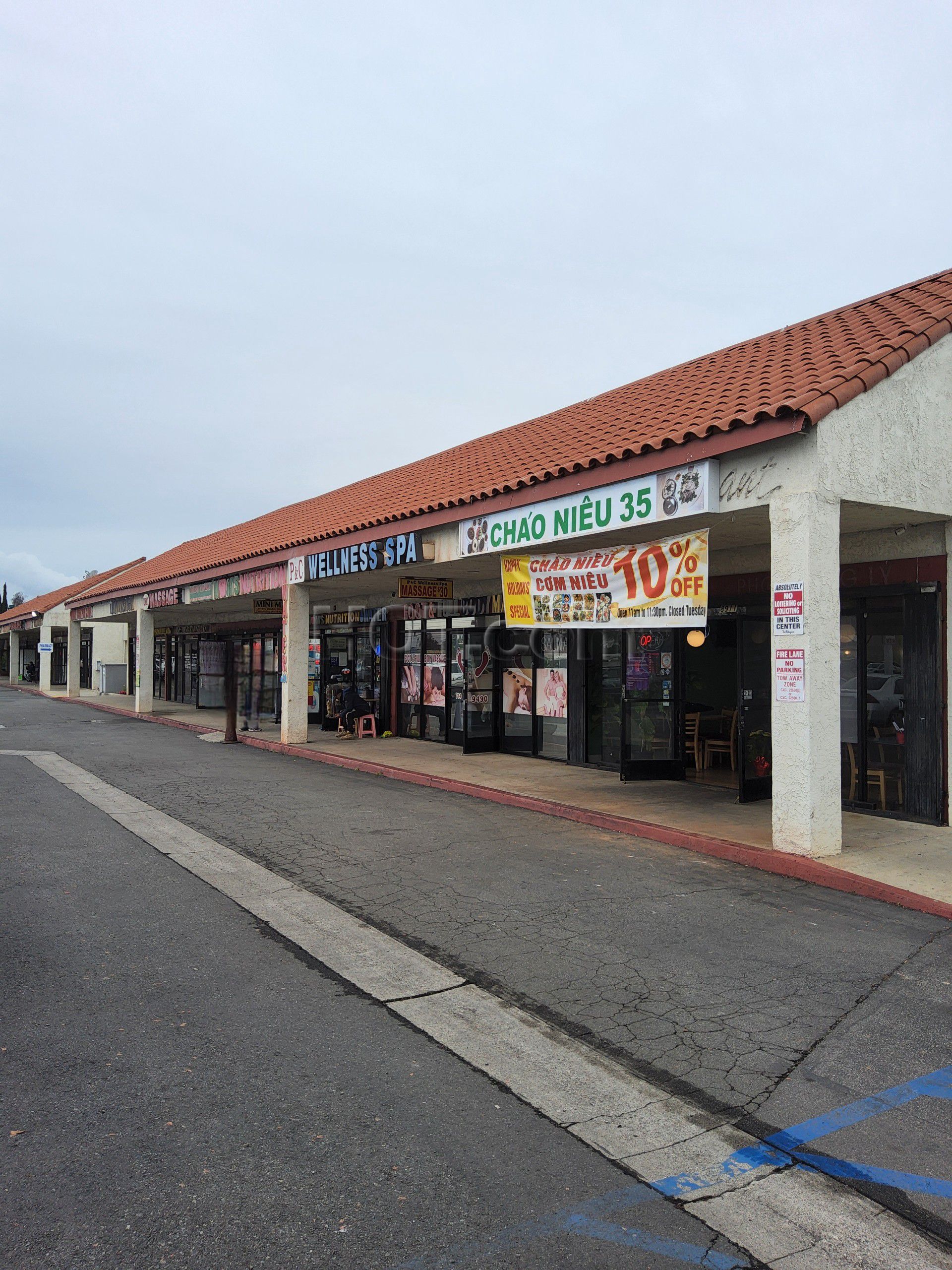 Laguna Hills, California Oasis Wellness Center