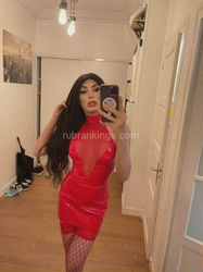 TRANS GIRL AVAILABLE FOR INCALL / OUTCALL MASSAGE