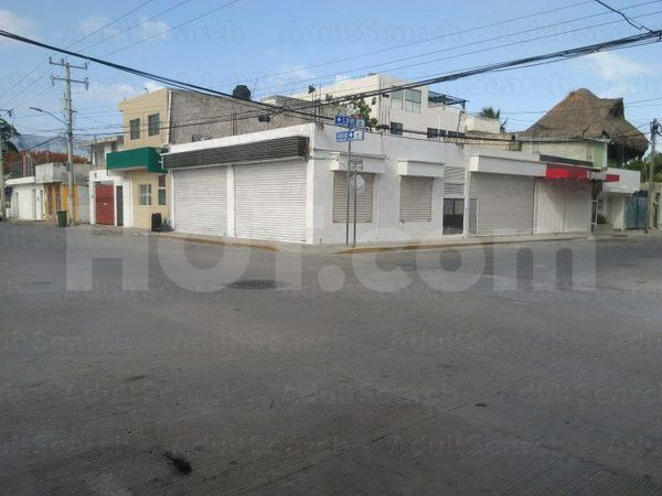 Bordello / Brothel Bar / Brothels - Prive / Go Go Bar Playa del Carmen, Mexico Chicas Malas