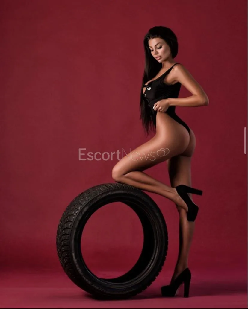 Escorts Italy Vika_sexy_girl