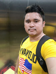 Escorts Makati City, Philippines Massuer Aldrin